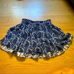 Flowy skirt
